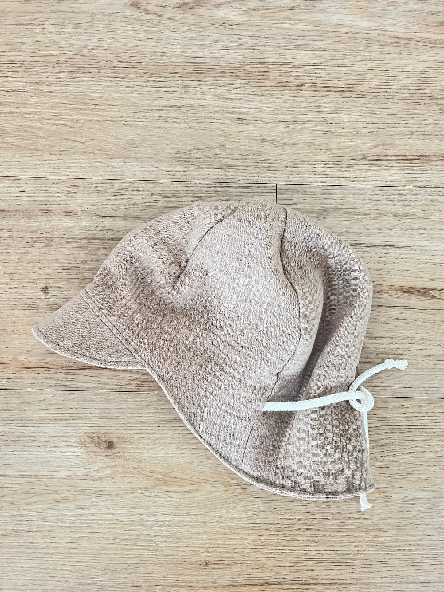 Musselin Hut, Sommerhut mit Nackenschutz, Beige