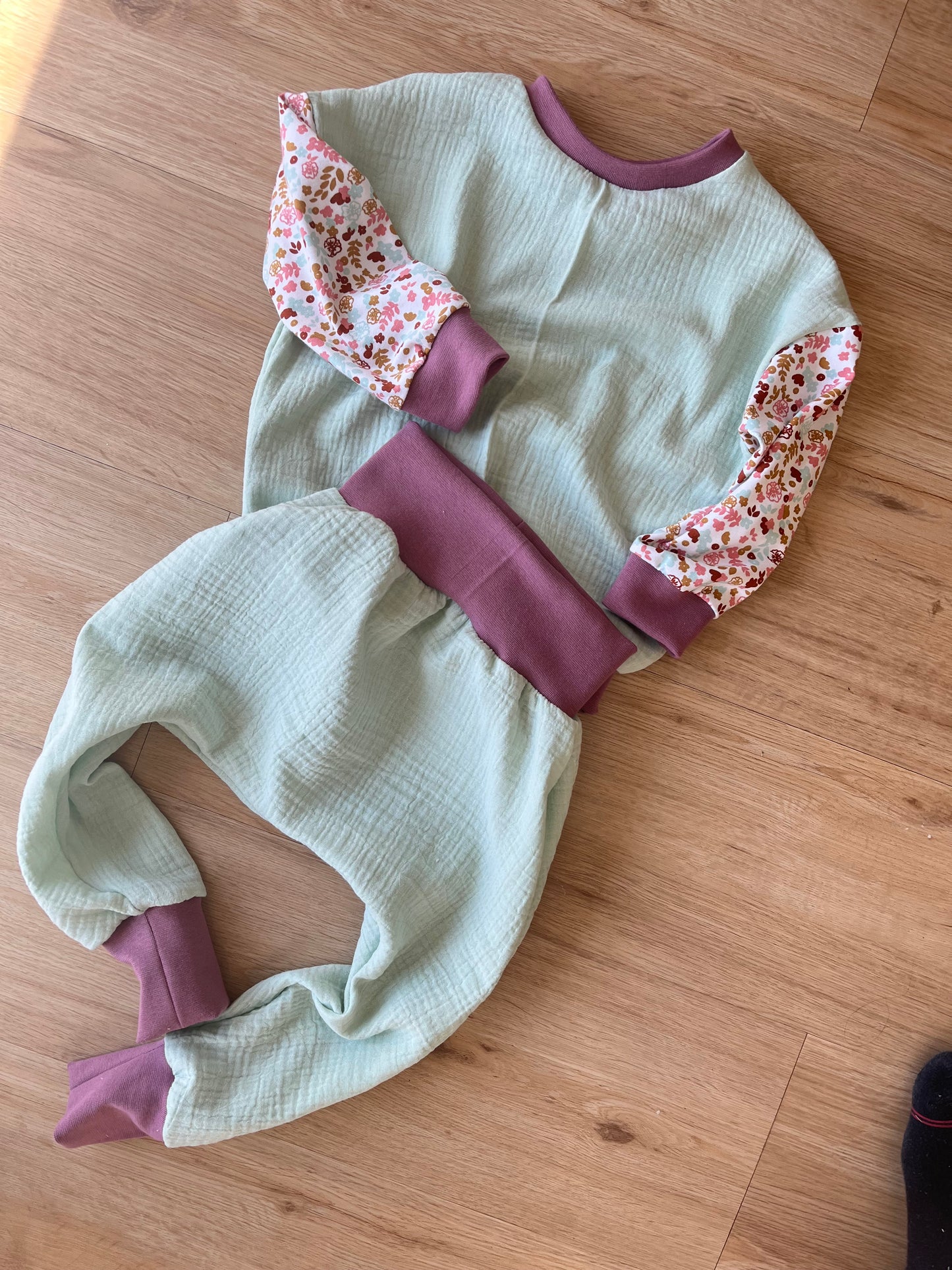 Musselin Set Sweater & Baggy