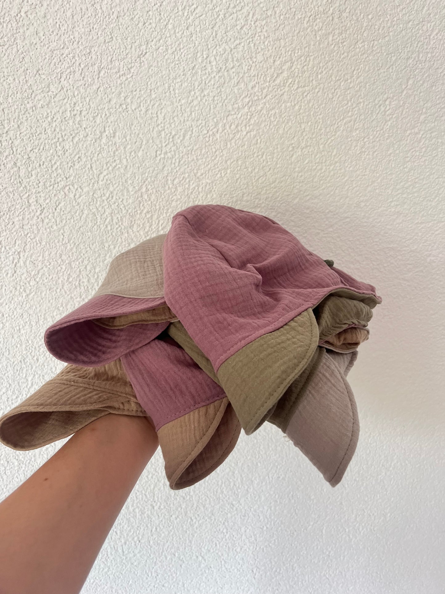 Musselin Hut, Sommerhut mit Nackenschutz, Colourblock beige / mauve