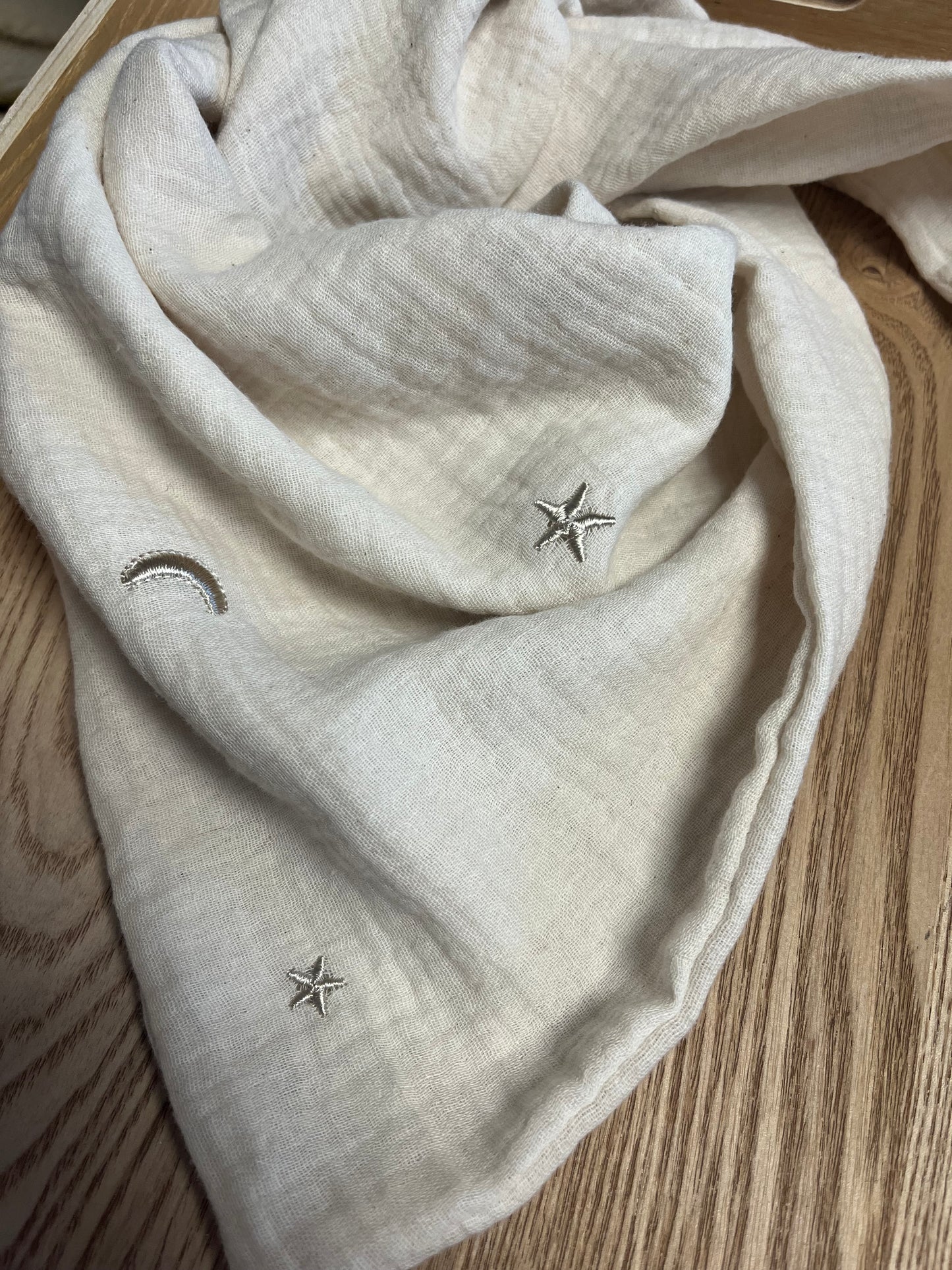 Halstuch Musselin Sternenhimmel bestickt