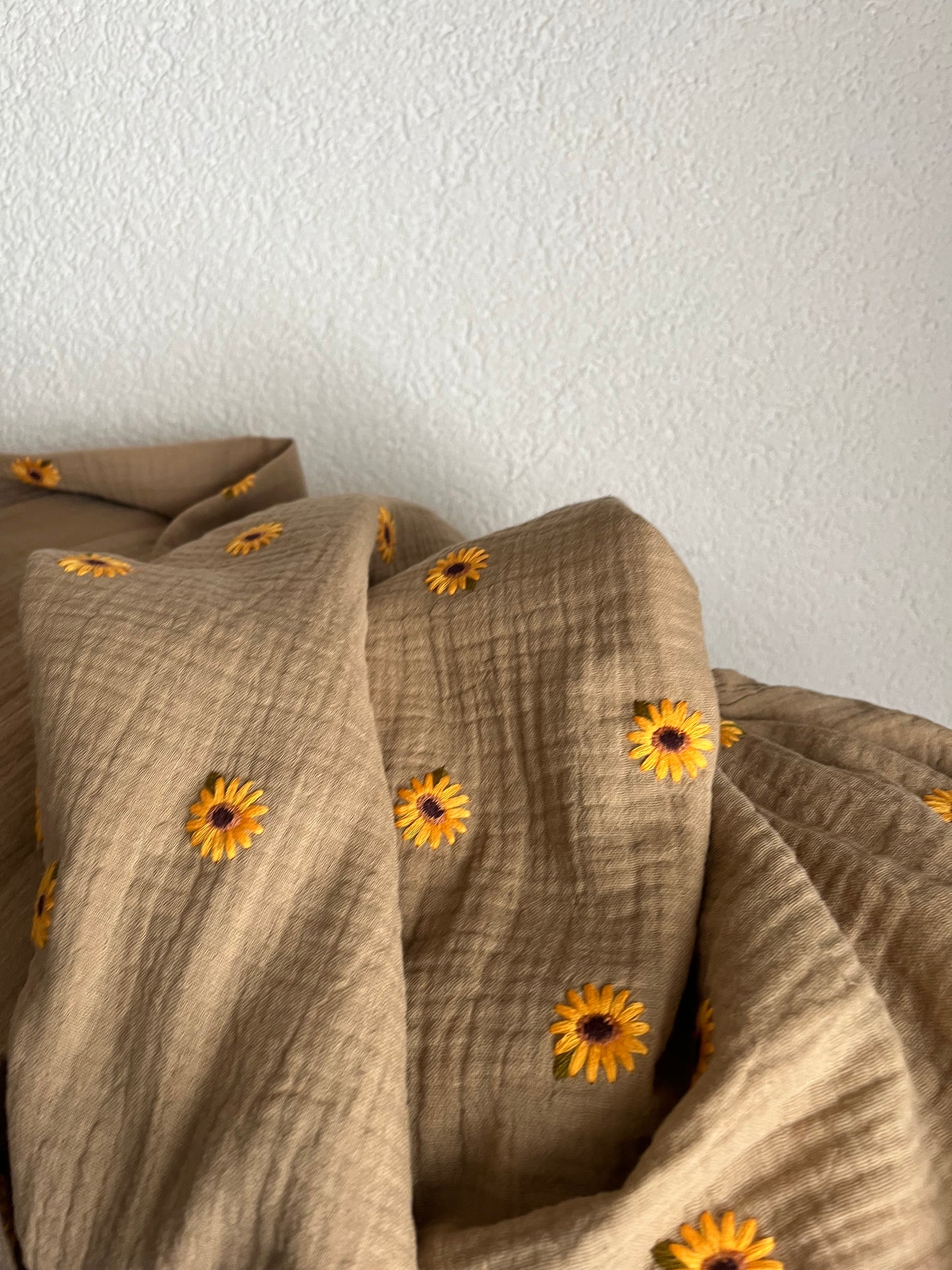 Musselin Decke mit Stickerei Sunflower Allover