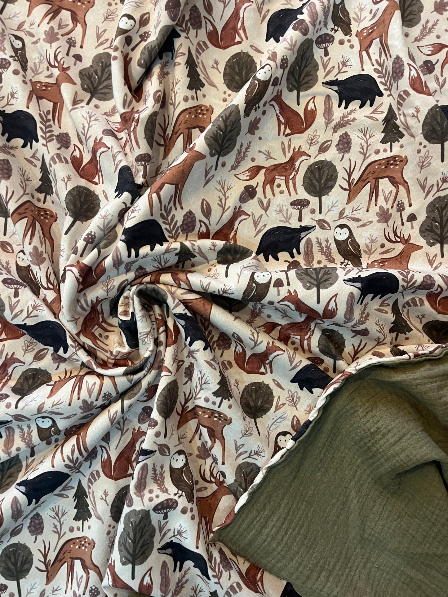 Musselin Sweat Decke Waldtiere / Kaki