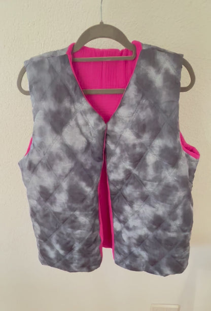 Steppweste im Batik-Design