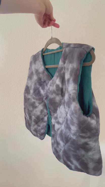 Steppweste im Batik-Design